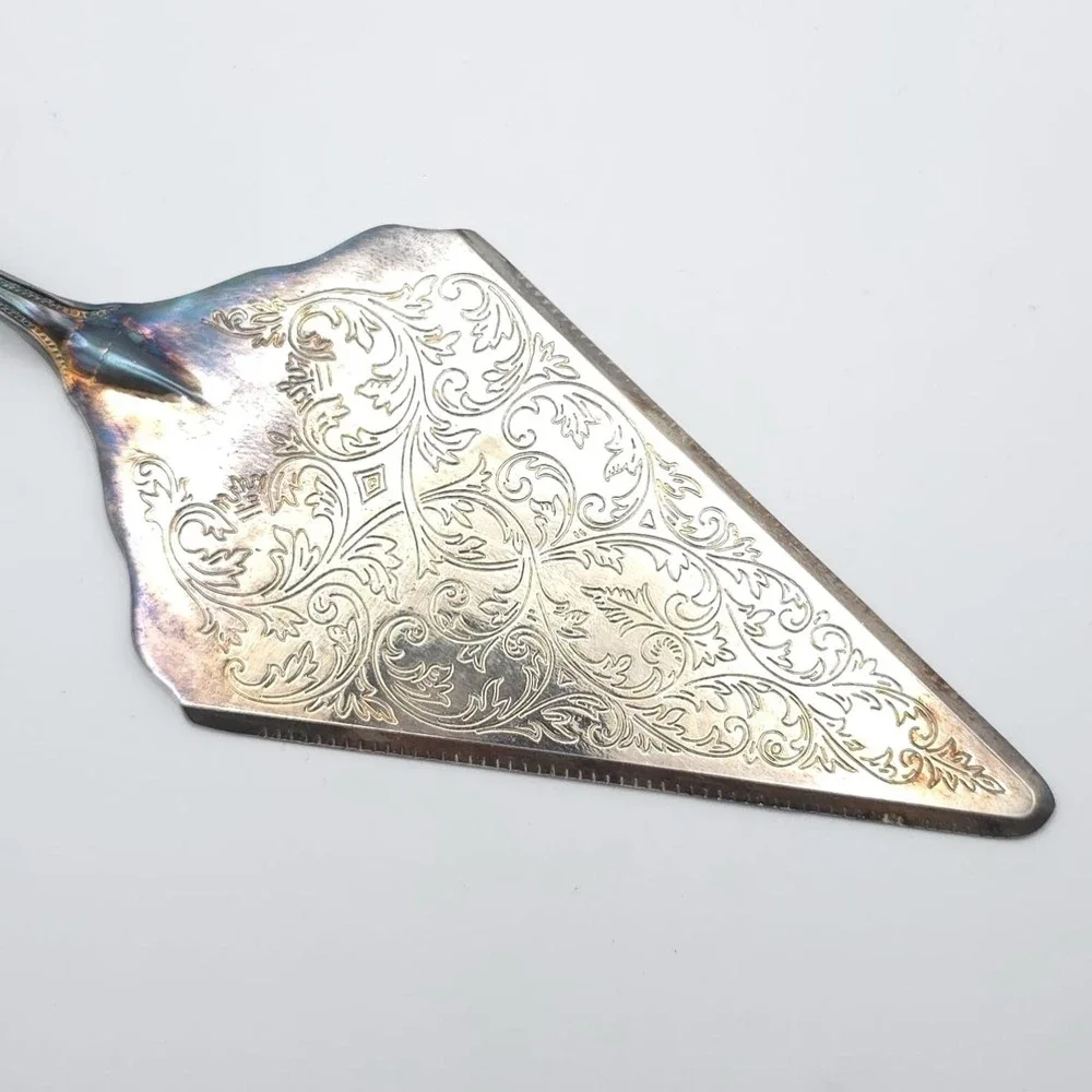 Vintage Silverplated ITALY Cake Trowel Antique WORTHY MATRON‎ 1982 Paisley
